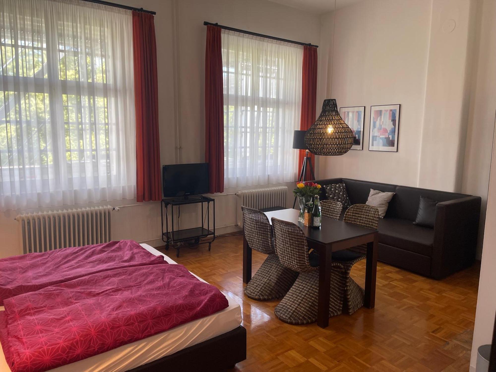 Whliving - Apartments & Studios In Констанц Екстер'єр фото