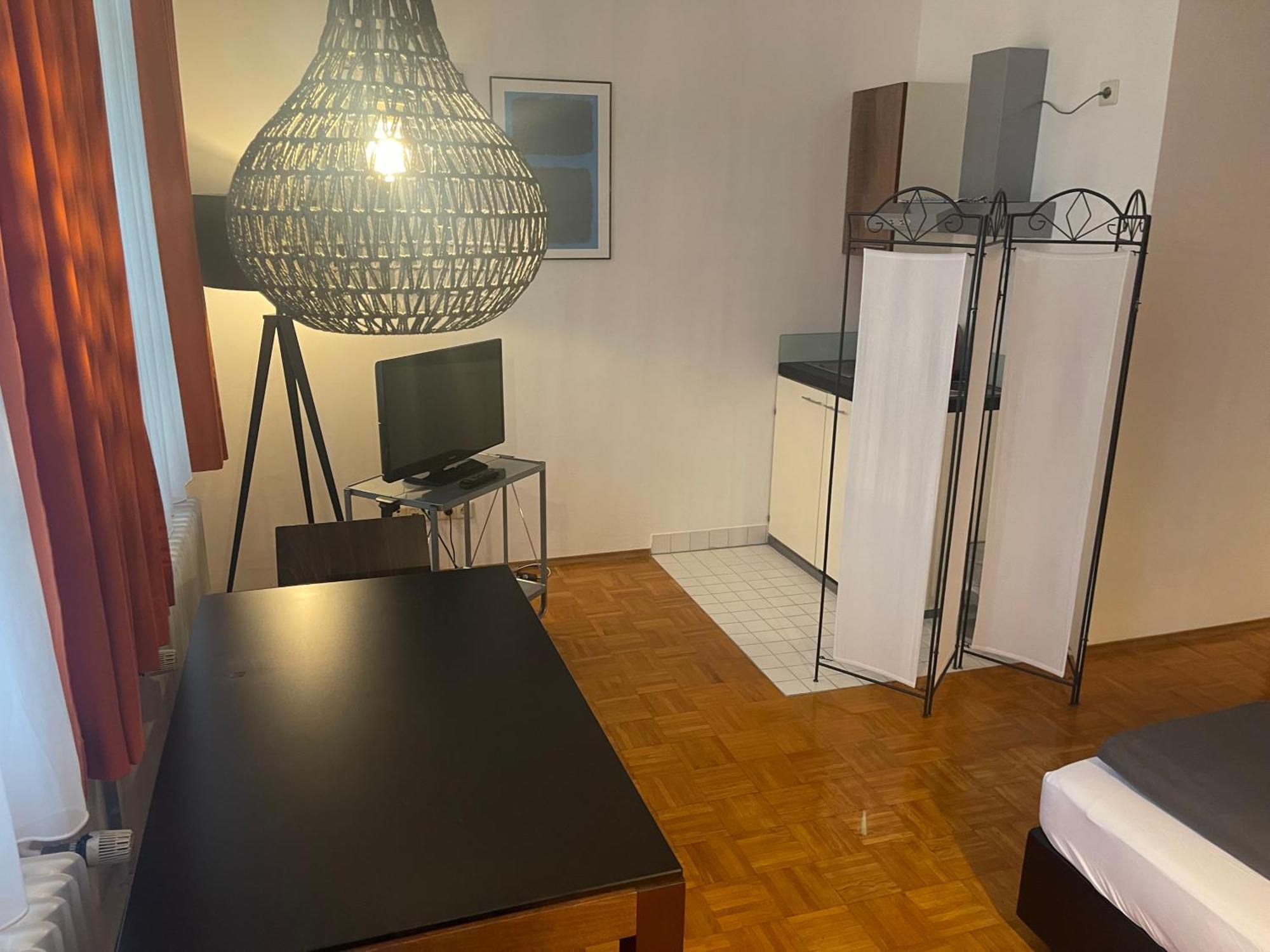 Whliving - Apartments & Studios In Констанц Екстер'єр фото