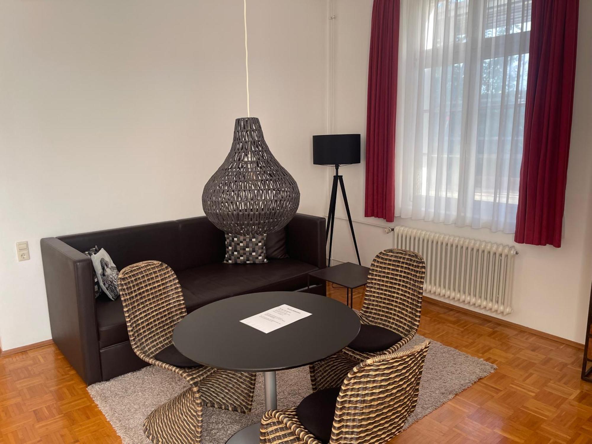 Whliving - Apartments & Studios In Констанц Екстер'єр фото