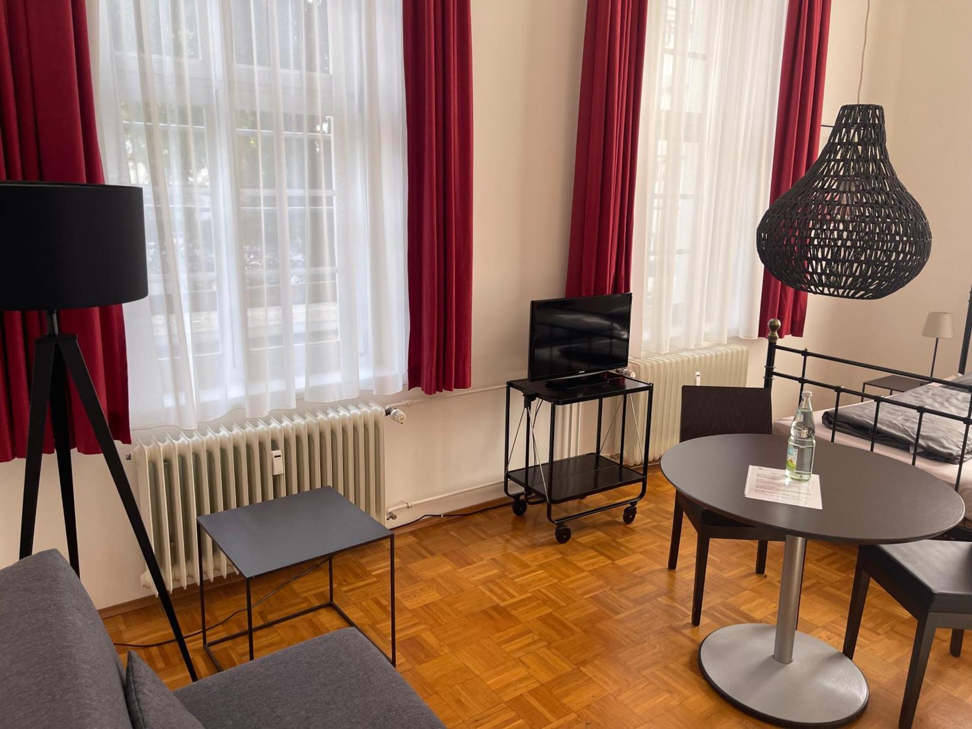 Whliving - Apartments & Studios In Констанц Екстер'єр фото