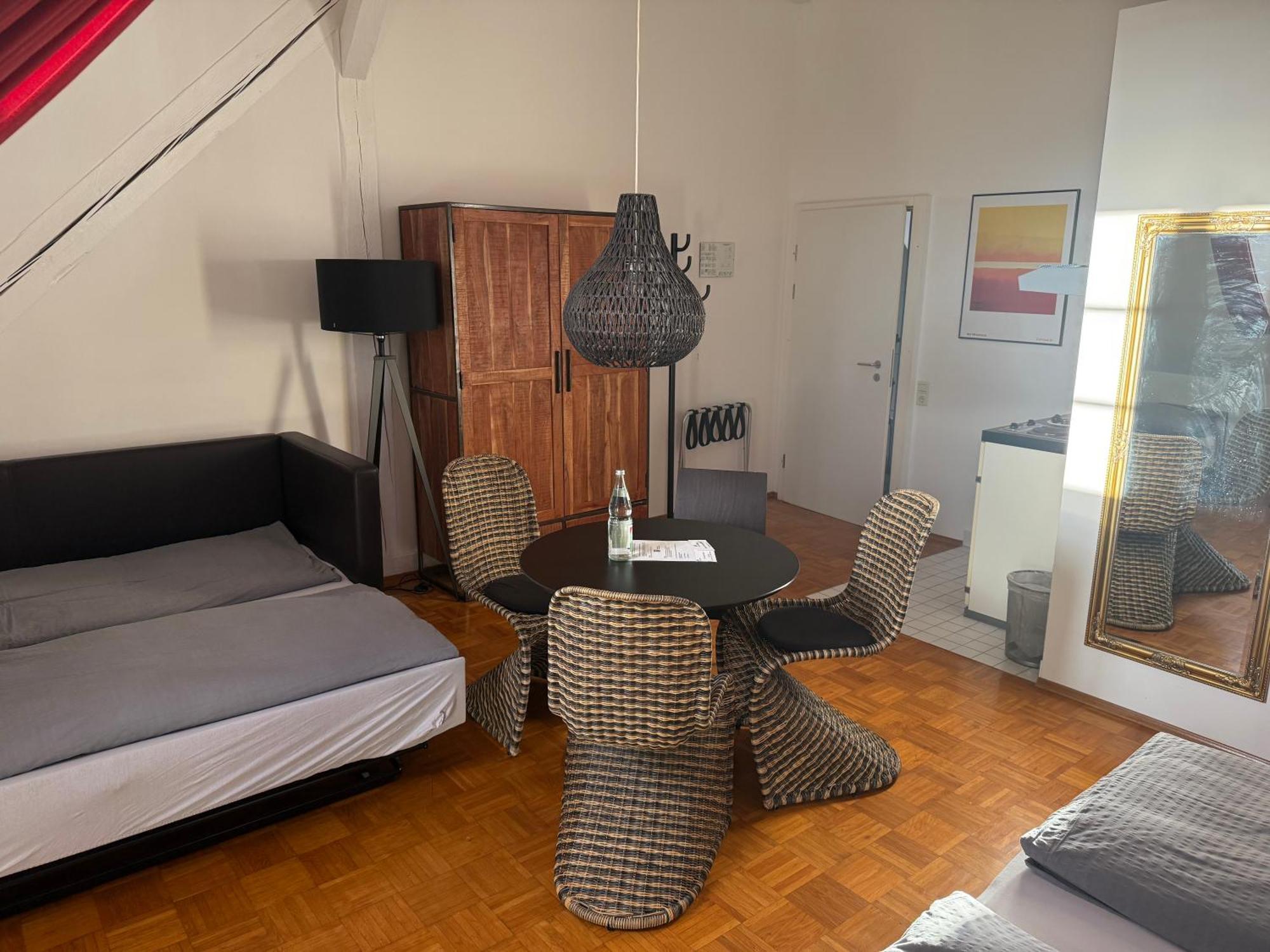 Whliving - Apartments & Studios In Констанц Екстер'єр фото